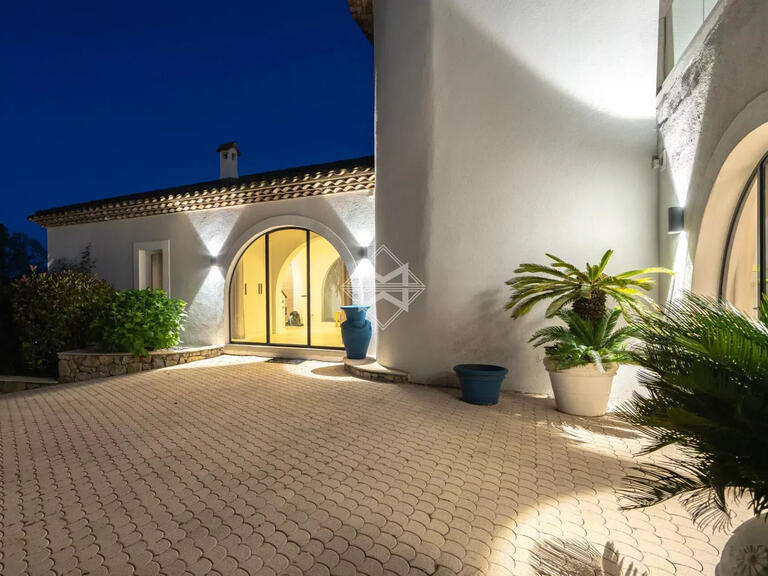 Villa Valbonne - 6 bedrooms - 460m²