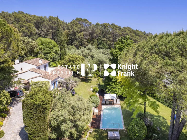 Villa Valbonne - 5 bedrooms - 245m²