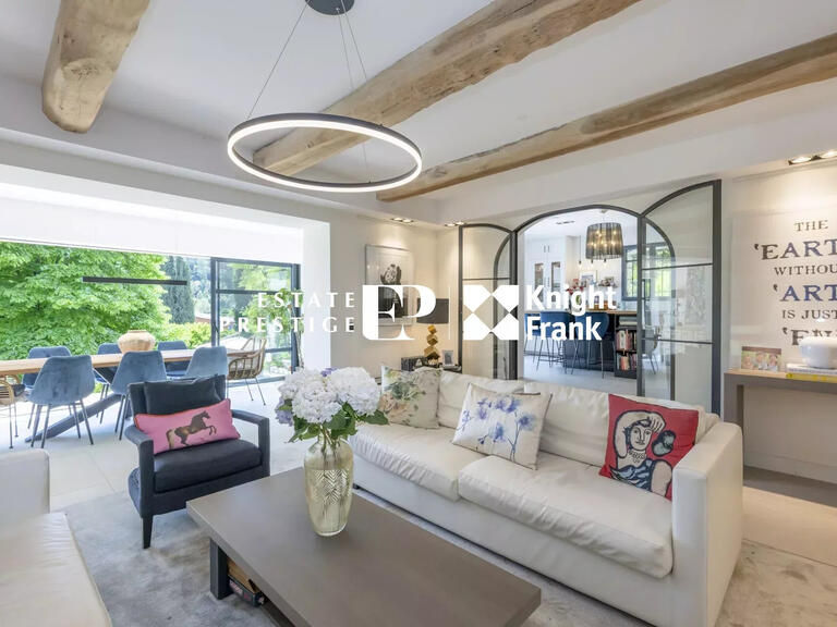 Villa Valbonne - 5 bedrooms - 245m²