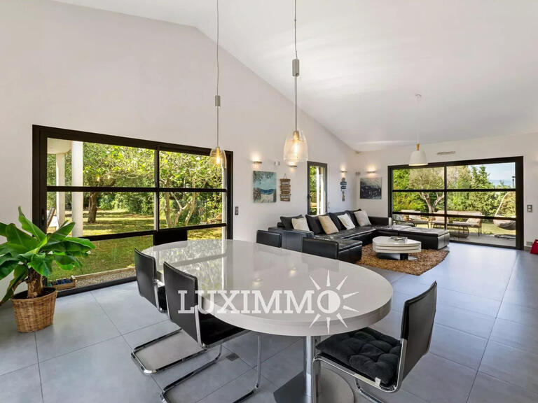 Villa Valbonne - 5 chambres - 200m²