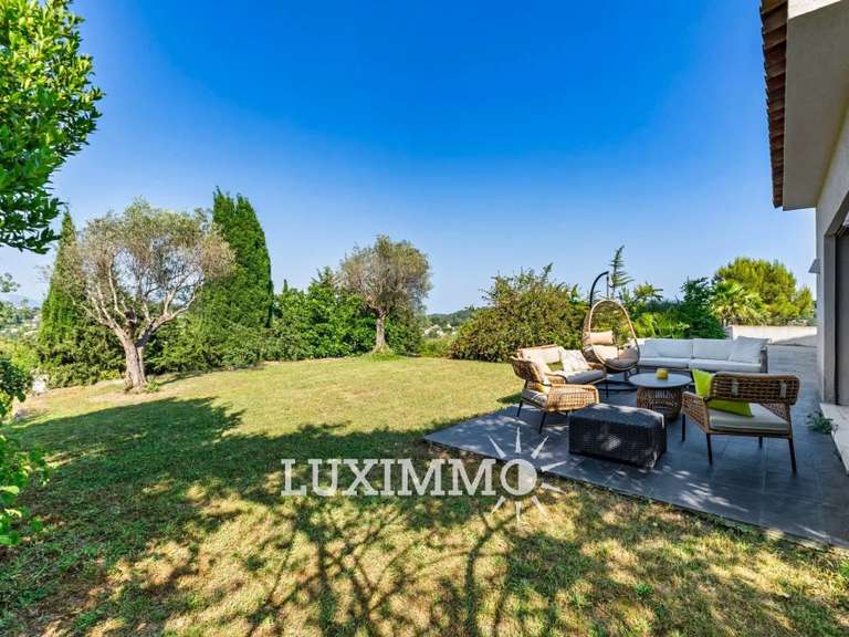 Villa Valbonne - 5 bedrooms - 200m²