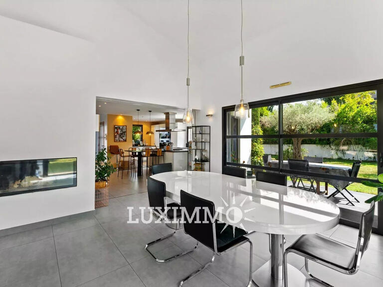 Villa Valbonne - 5 chambres - 200m²