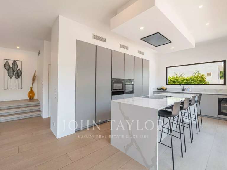 Villa Valbonne - 4 chambres - 240m²
