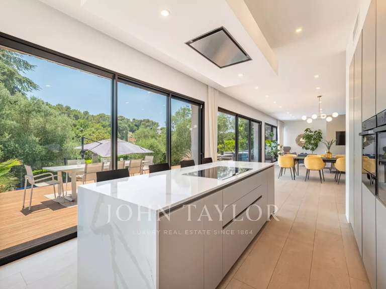 Villa Valbonne - 4 chambres - 240m²