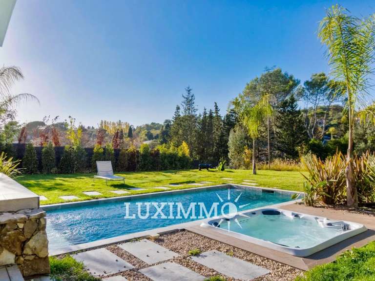 Villa Valbonne - 4 chambres - 318m²