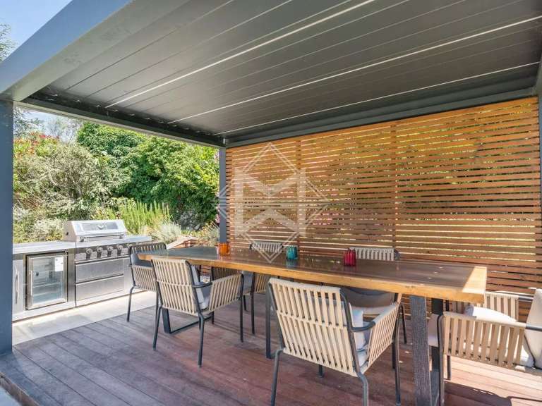 Villa Valbonne - 5 chambres - 221m²