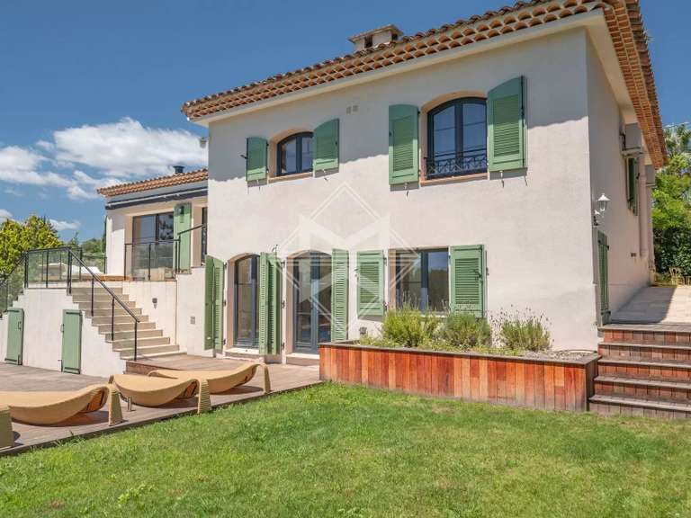 Villa Valbonne - 5 chambres - 221m²