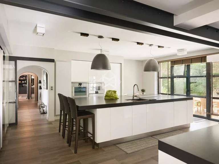 Villa Valbonne - 8 chambres - 820m²