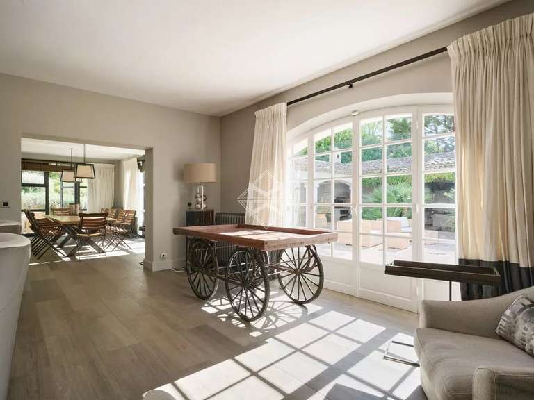 Villa Valbonne - 8 chambres - 820m²