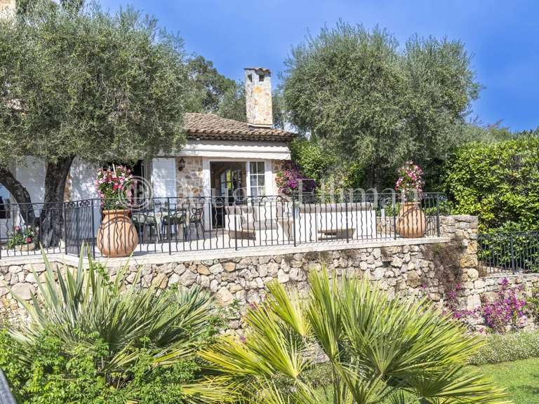 Villa Valbonne - 9 bedrooms - 420m²