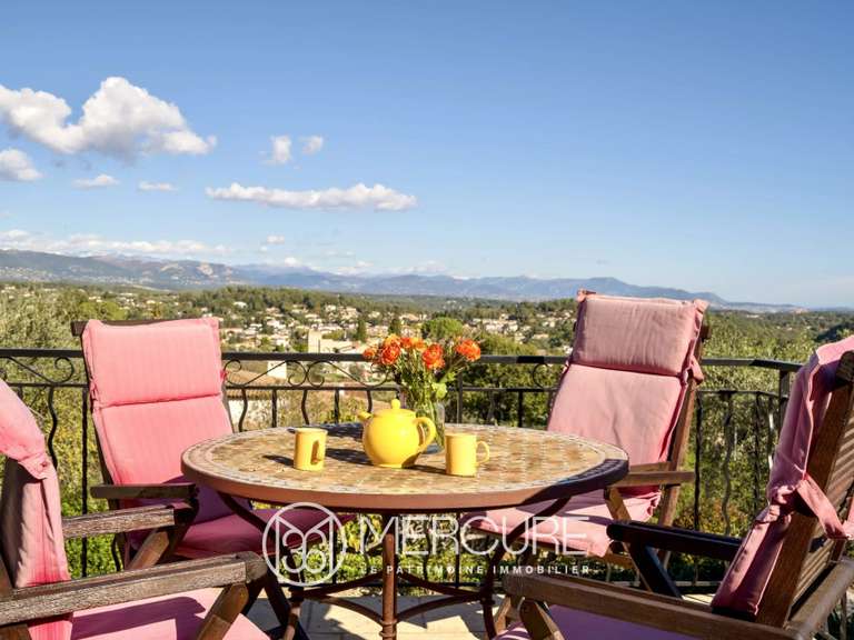 Villa Valbonne - 4 bedrooms - 235m²