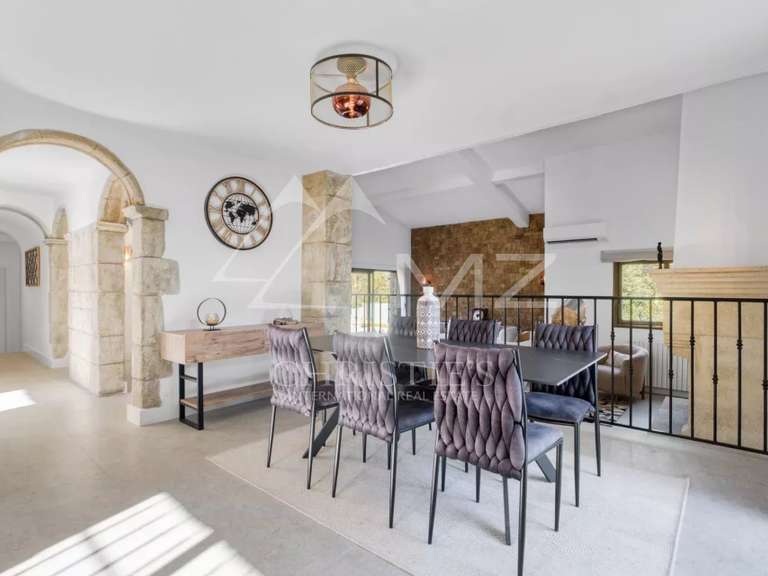 Villa Valbonne - 5 chambres - 182m²