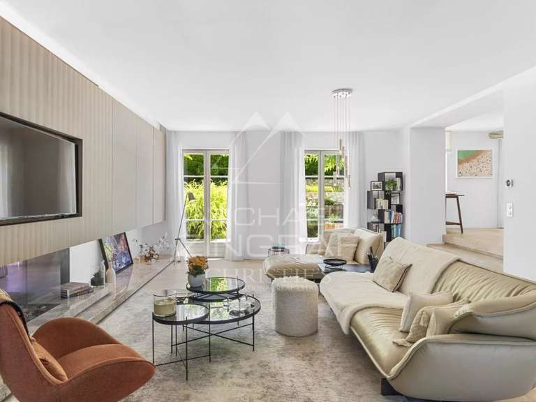 Villa Valbonne - 4 bedrooms - 375m²