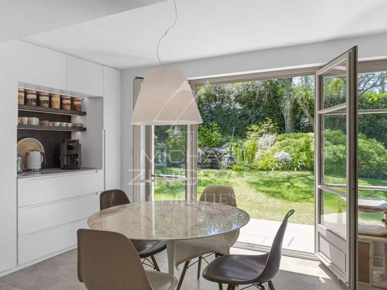 Villa Valbonne - 4 bedrooms - 375m²