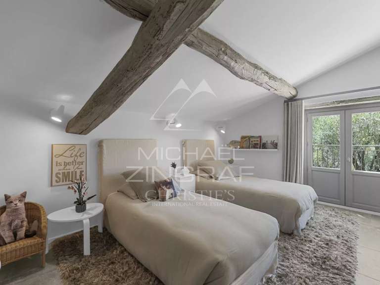 Villa Valbonne - 4 bedrooms - 375m²