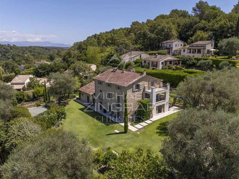Villa Valbonne - 4 bedrooms - 375m²
