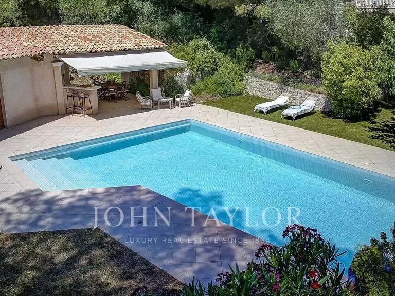Villa Valbonne - 4 chambres - 166m²