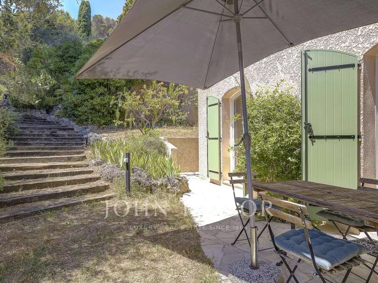 Villa Valbonne - 4 chambres - 166m²