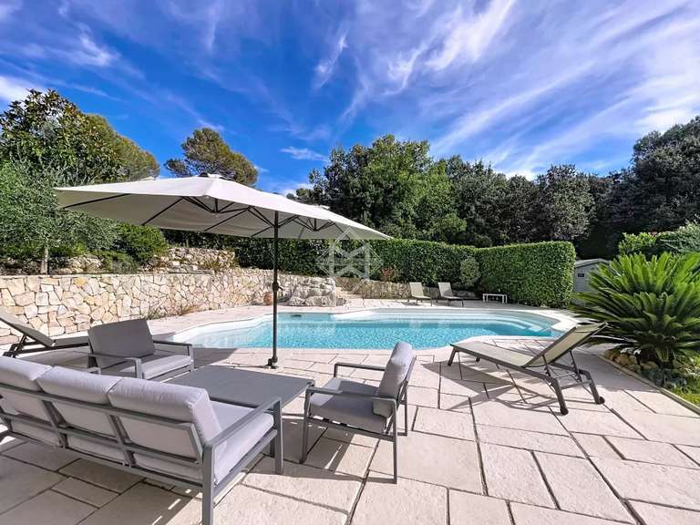 Villa Valbonne - 5 bedrooms - 160m²