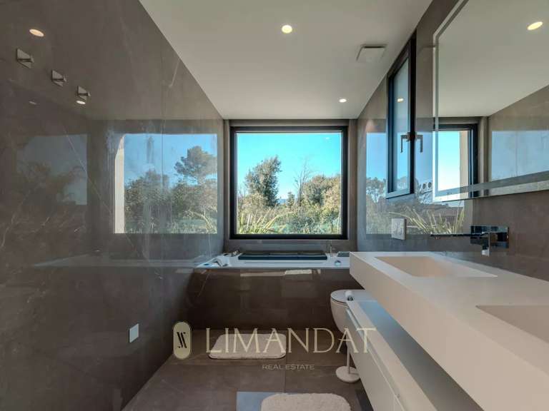 Villa Valbonne - 5 chambres - 275m²