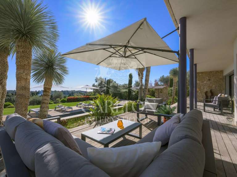 Villa Valbonne - 6 bedrooms - 300m²