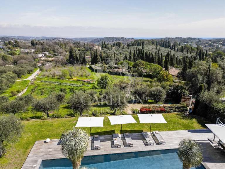 Villa Valbonne - 6 bedrooms - 300m²