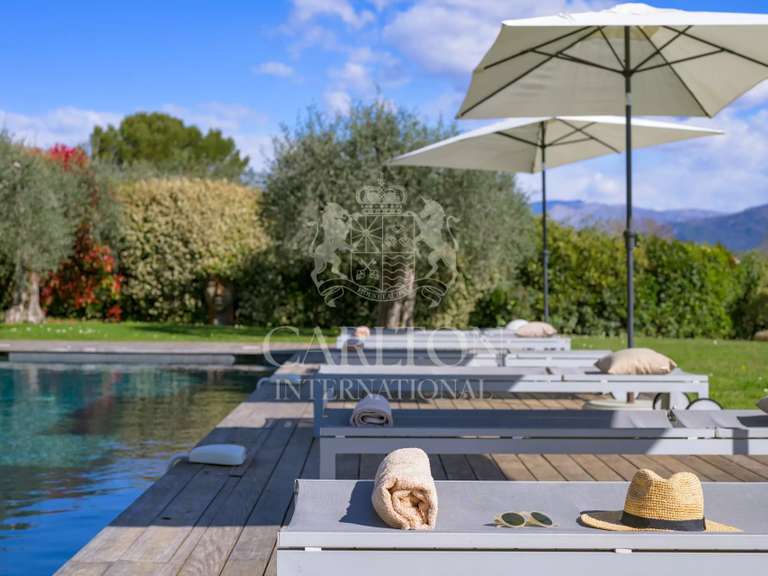 Villa Valbonne - 6 chambres - 300m²