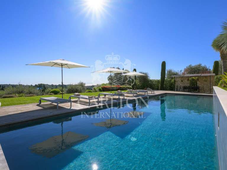 Villa Valbonne - 6 bedrooms - 300m²