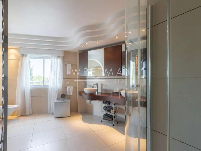 Villa Valbonne - 8 bedrooms - 630m²