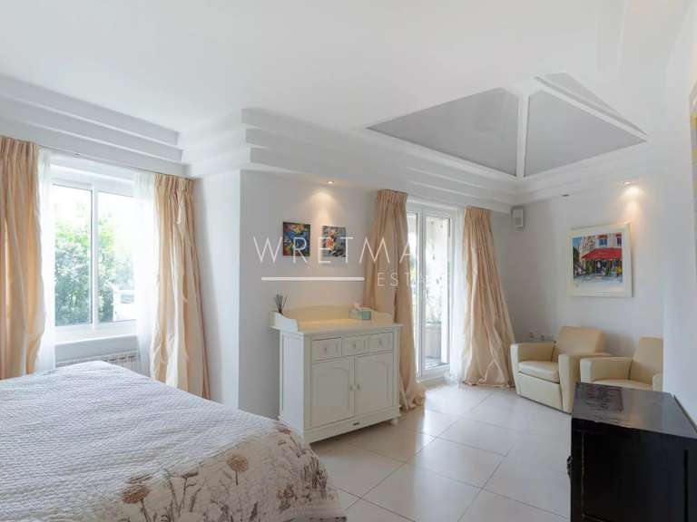 Villa Valbonne - 8 bedrooms - 630m²