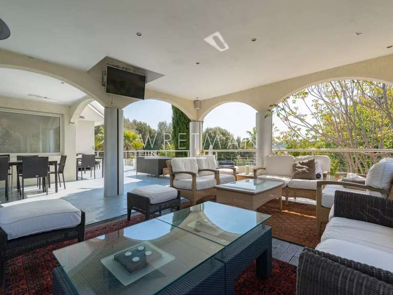 Villa Valbonne - 8 bedrooms - 630m²