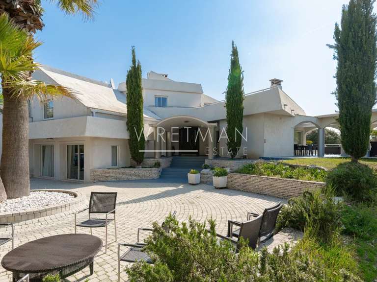 Villa Valbonne - 8 bedrooms - 630m²