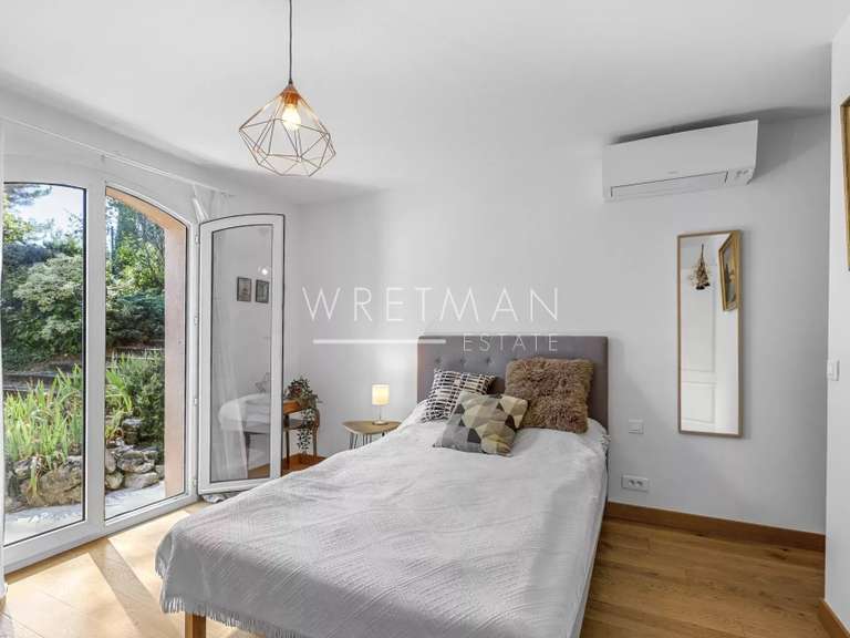 Villa Valbonne - 4 bedrooms - 139m²