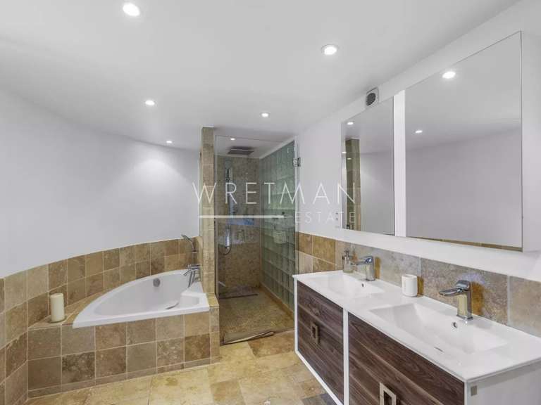 Villa Valbonne - 4 bedrooms - 139m²