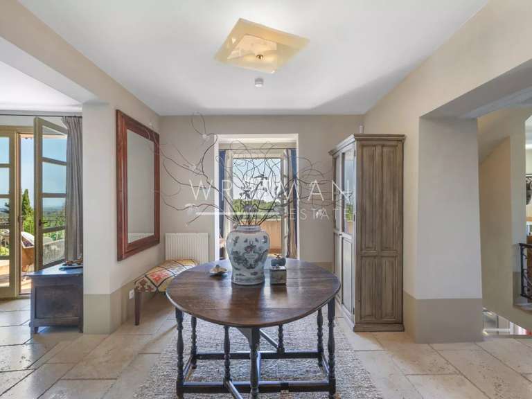 Villa Valbonne - 257m²