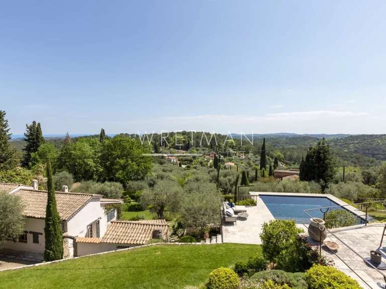 Villa Valbonne - 257m²