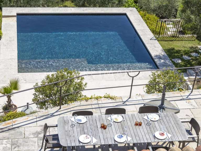 Villa Valbonne - 257m²