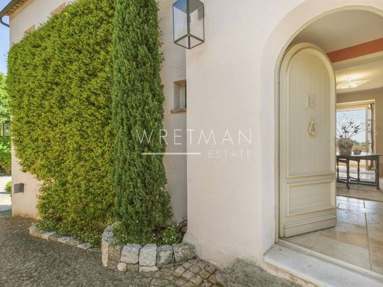 Villa Valbonne - 257m²