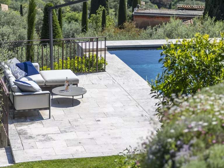 Villa Valbonne - 257m²