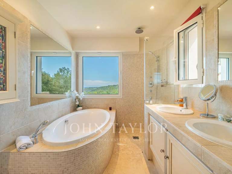 Villa with Sea view Valbonne - 6 bedrooms - 356m²