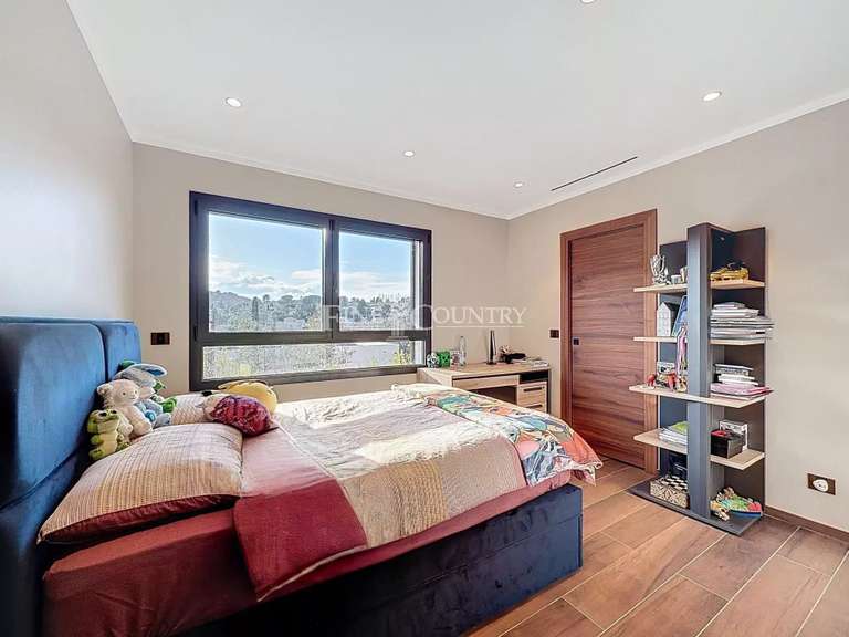 Villa Valbonne - 4 bedrooms - 318m²