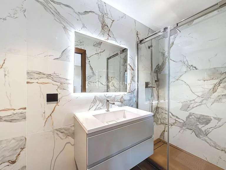 Villa Valbonne - 4 bedrooms - 318m²