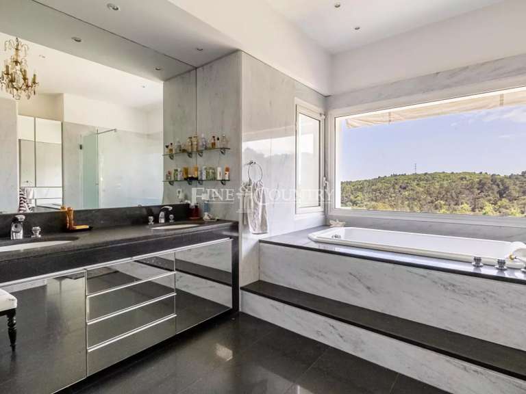 Villa Valbonne - 6 bedrooms - 518m²