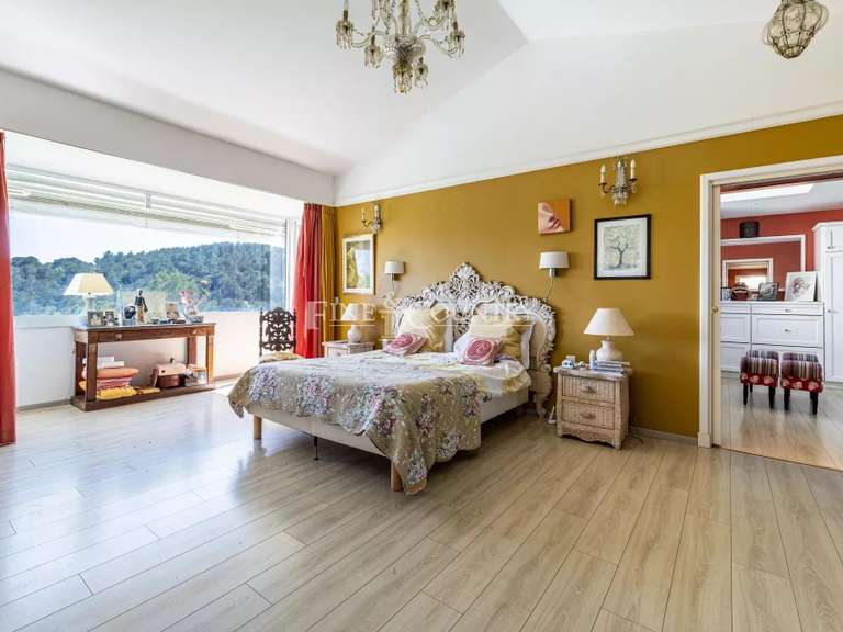 Villa Valbonne - 6 bedrooms - 518m²