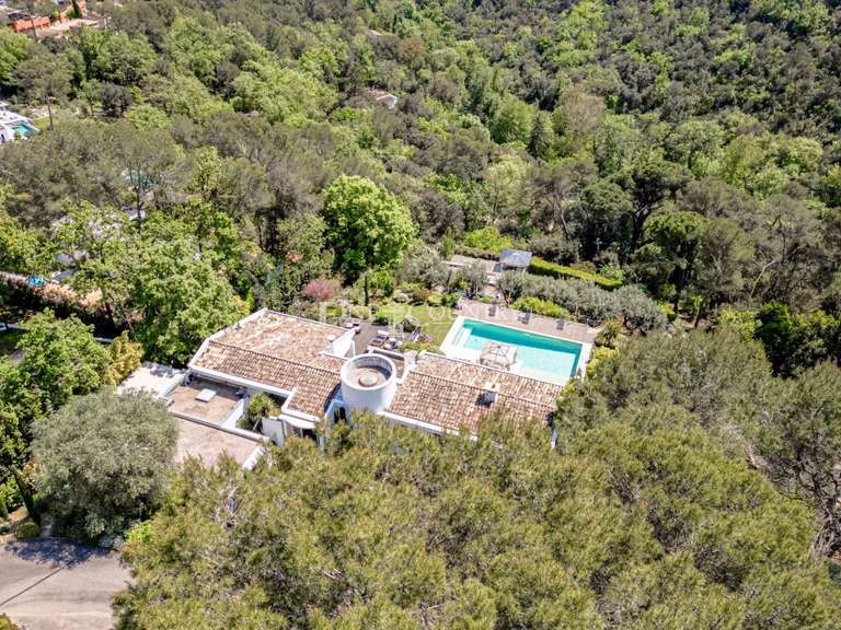Villa Valbonne - 6 bedrooms - 518m²