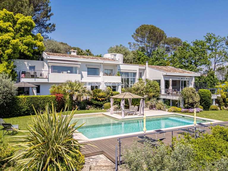 Villa Valbonne - 6 bedrooms - 518m²