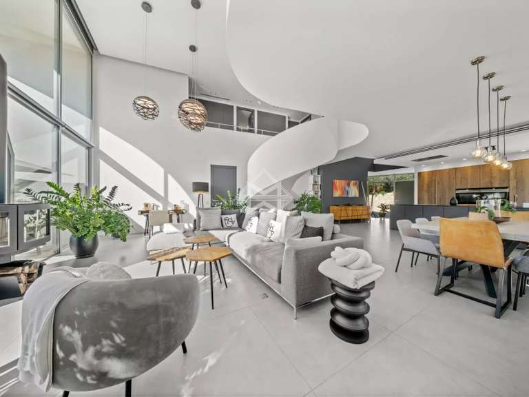 Villa Valbonne - 4 chambres - 249m²