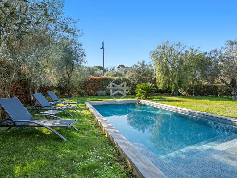Villa Valbonne - 4 chambres - 235m²