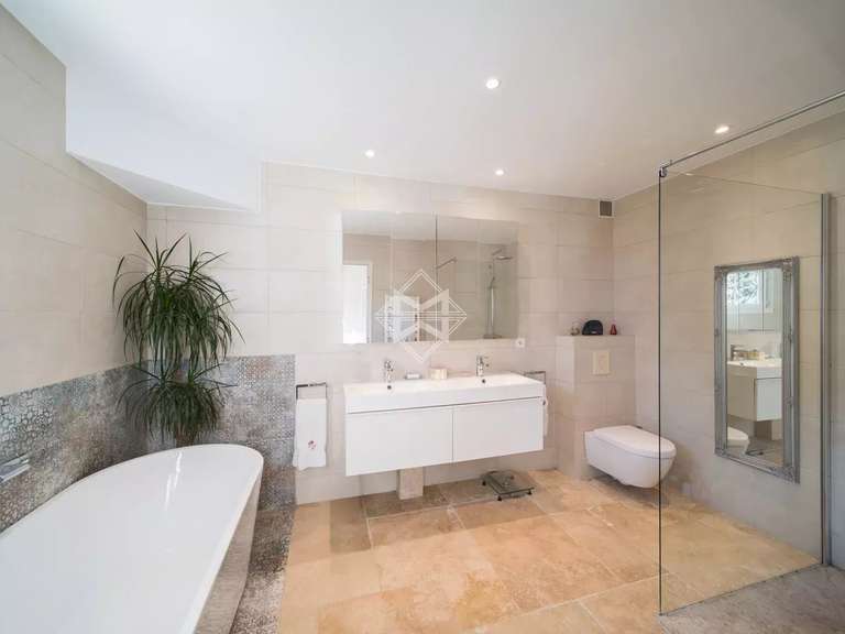 Villa Valbonne - 4 chambres - 326m²