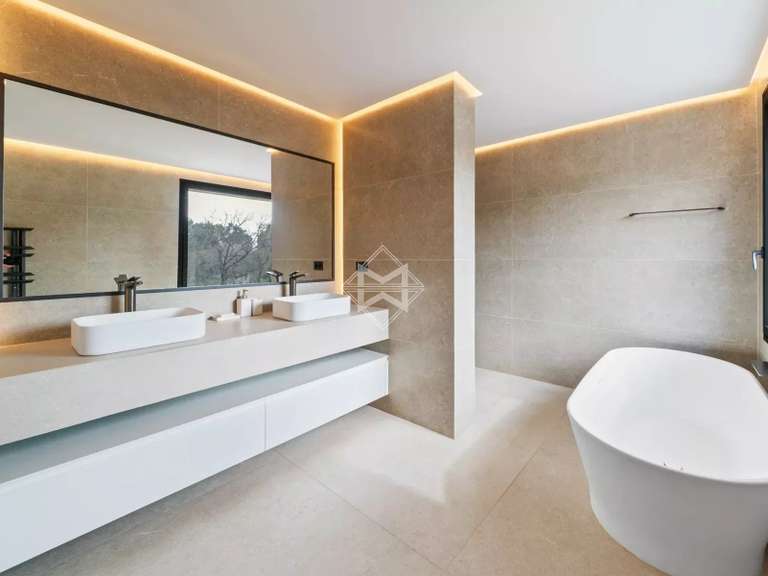 Villa Valbonne - 5 chambres - 330m²